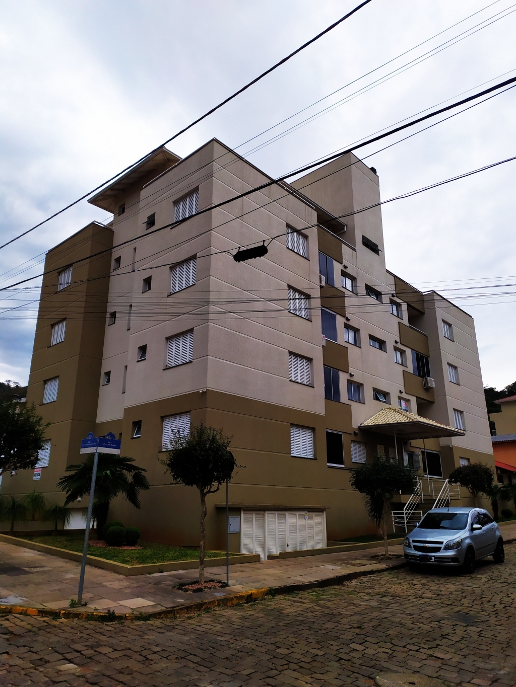 APARTAMENTO COM 1 DORMITÓRIO