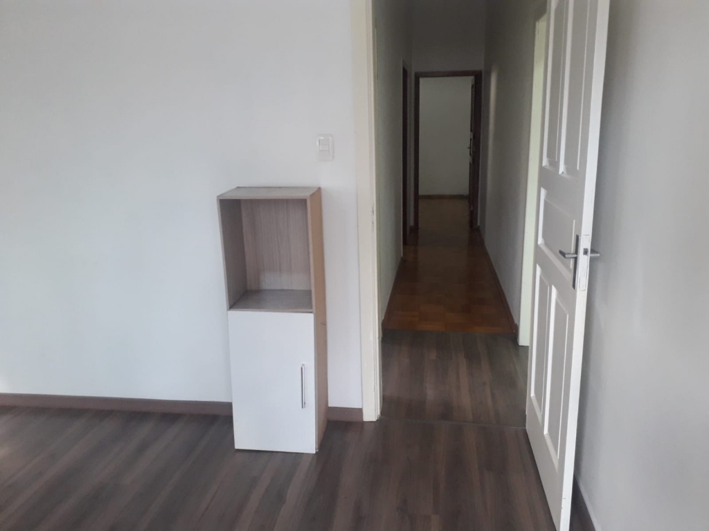 APARTAMENTO COM 1 DORMITÓRIO