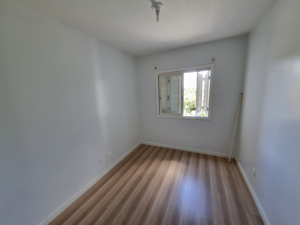 APARTAMENTO COM 2 DORMITÓRIOS