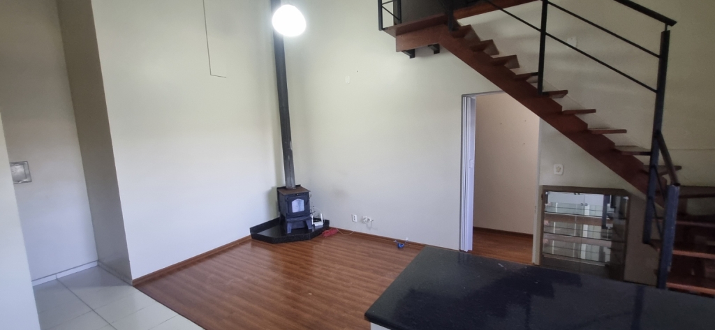 APARTAMENTO COM 3 DORMITÓRIOS