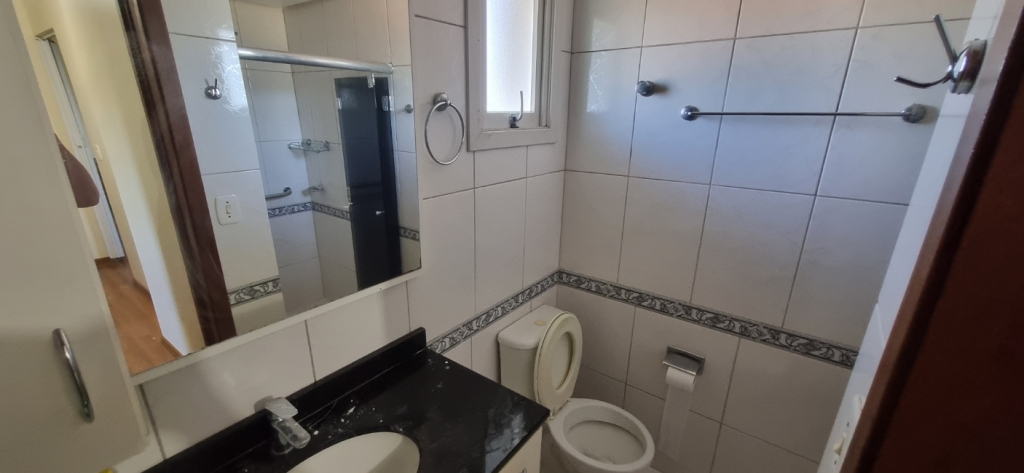 APARTAMENTO COM 3 DORMITÓRIOS