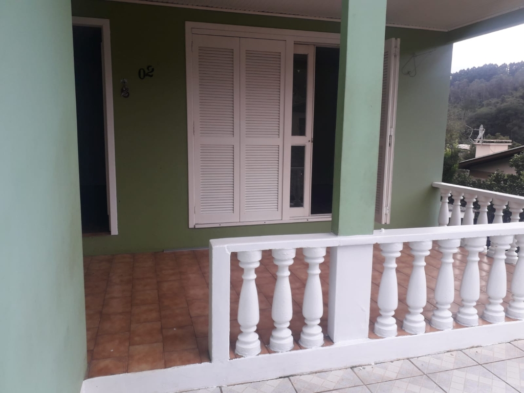 APARTAMENTO COM 3 DORMITÓRIOS