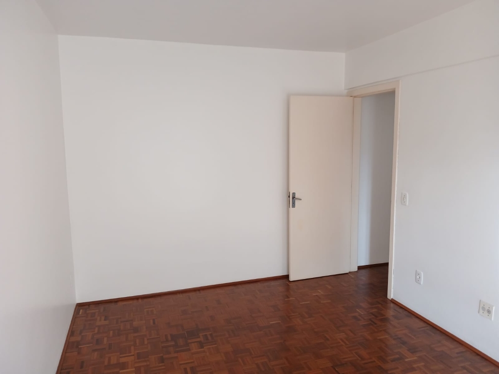 APARTAMENTO COM 2 DORMITÓRIOS