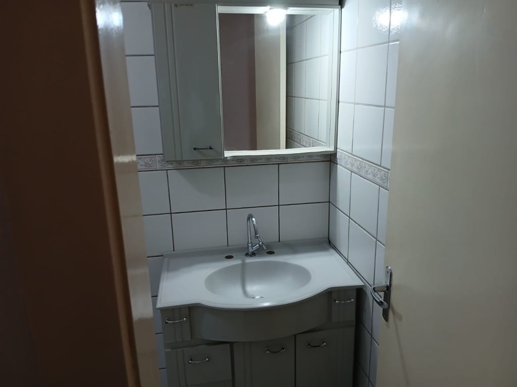 APARTAMENTO COM 2 DORMITÓRIOS