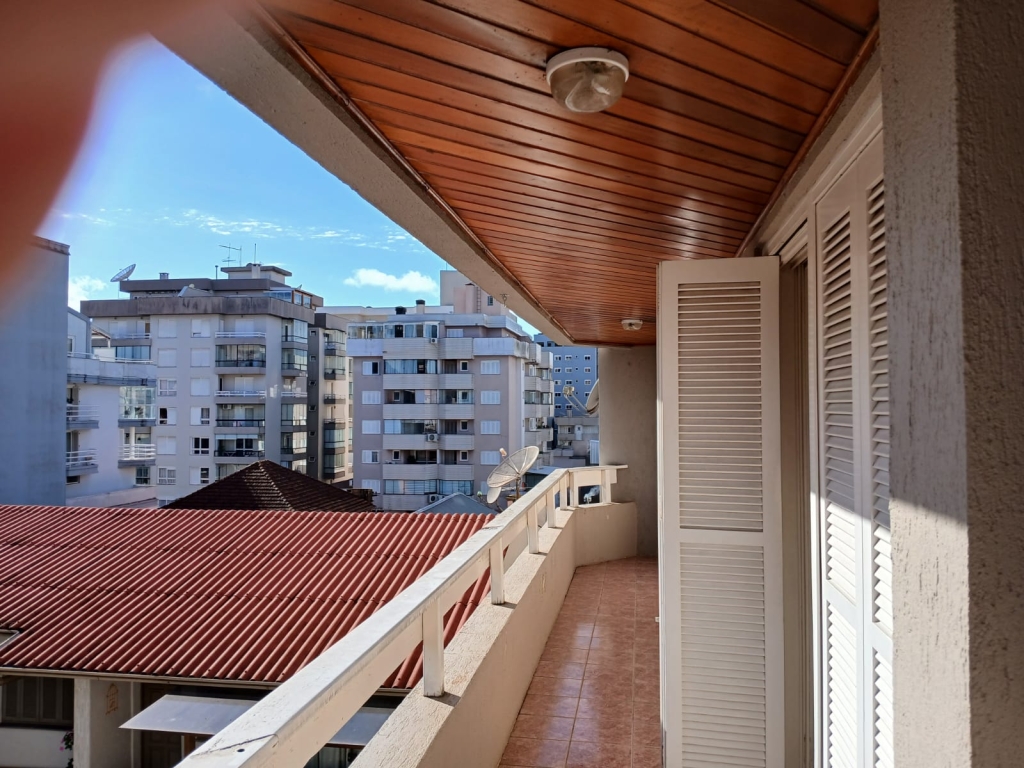 APARTAMENTO COM 2 DORMITÓRIOS