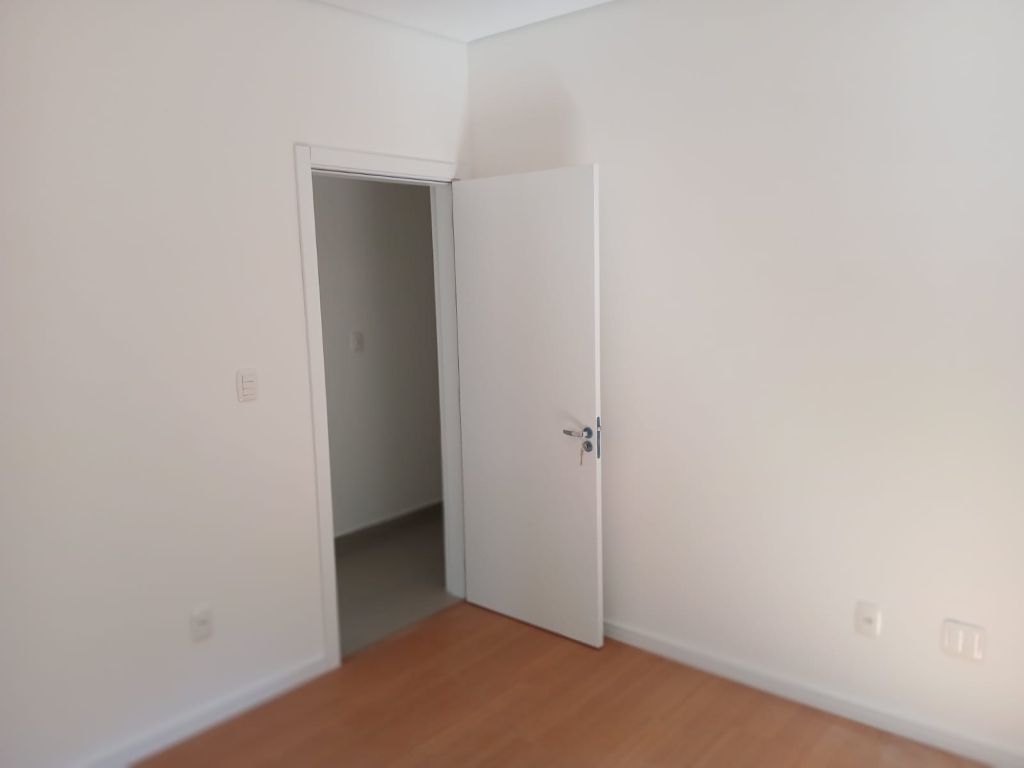 APARAMENTO COM 2 DORMITÓRIOS