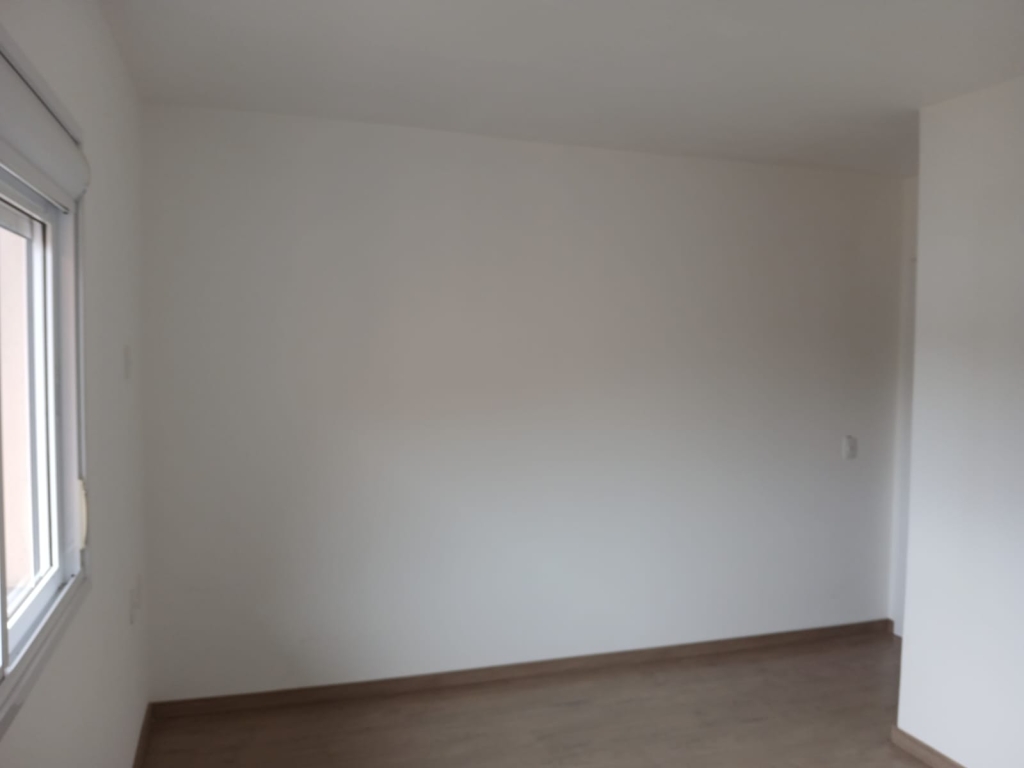 APARTAMENTO COM 3 DORMITÓRIOS