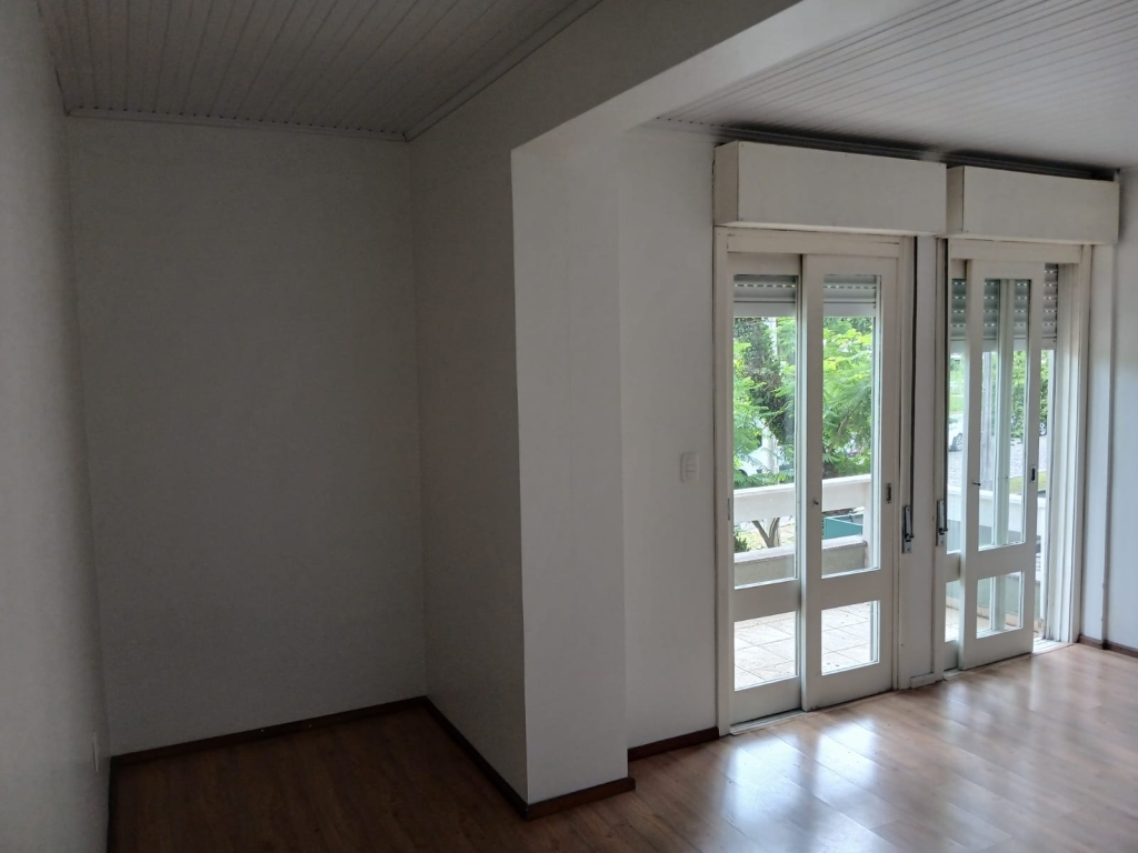 APARTAMENTO COM 3 DORMITÓRIOS