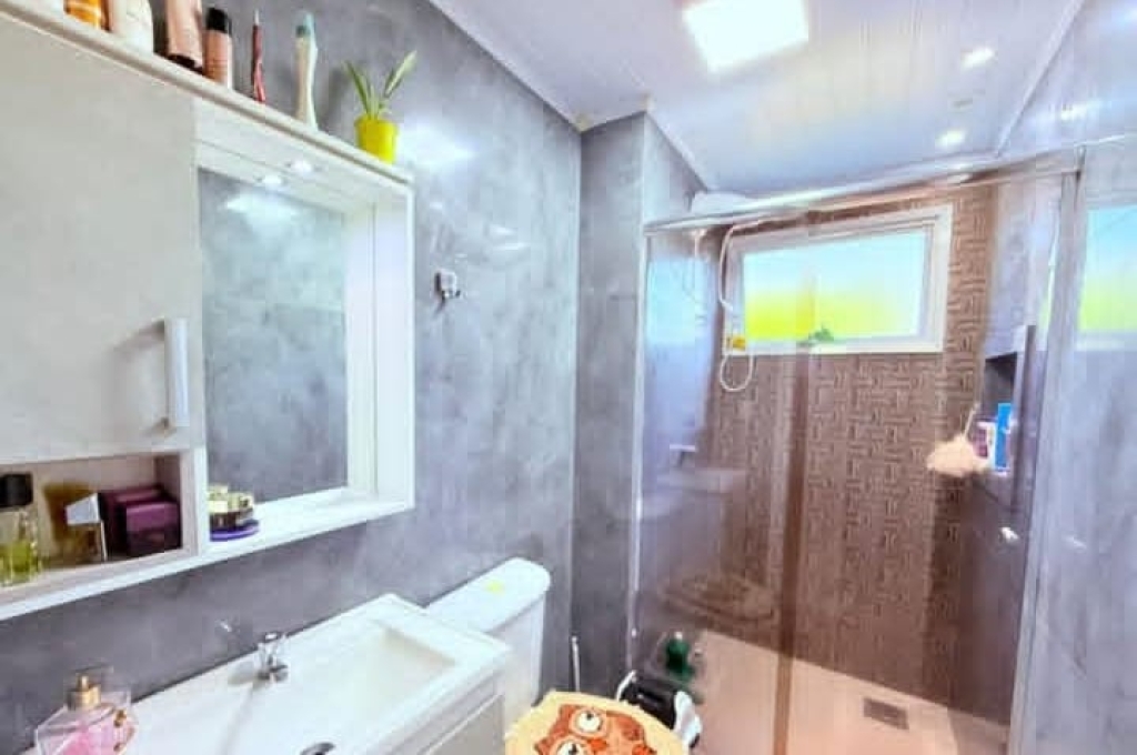 APARAMENTO COM 2 DORMITÓRIOS,