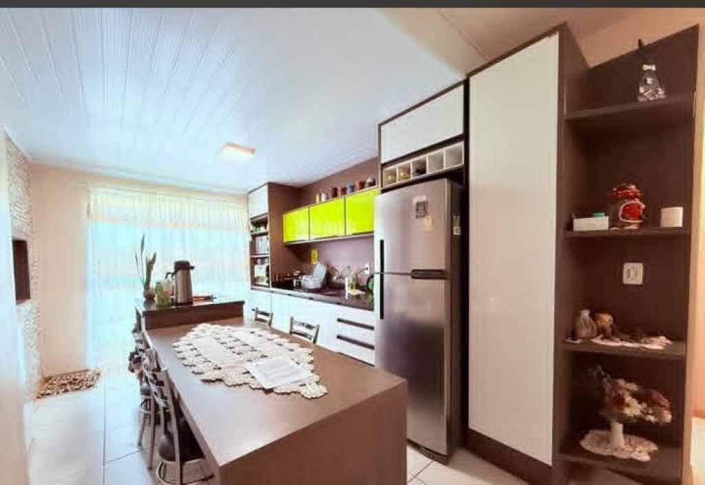 APARAMENTO COM 2 DORMITÓRIOS,