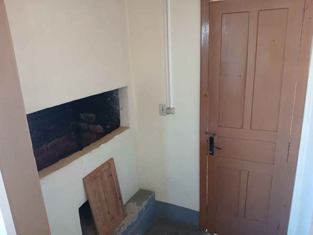 CASA COM 3 DORMITÓRIOS