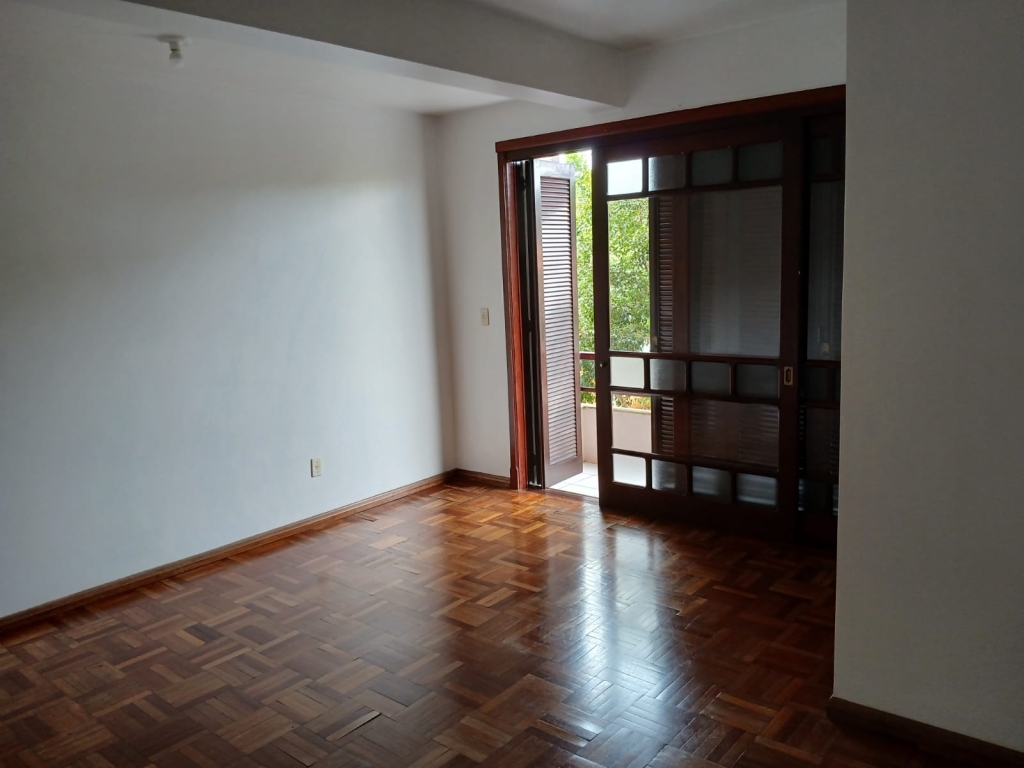 APARTAMENTO COM 1 DORMITÓRIO