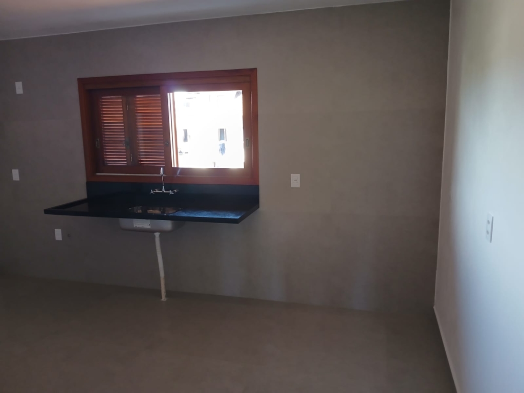 APARTAMENTO COM 3 DORMITÓRIOS