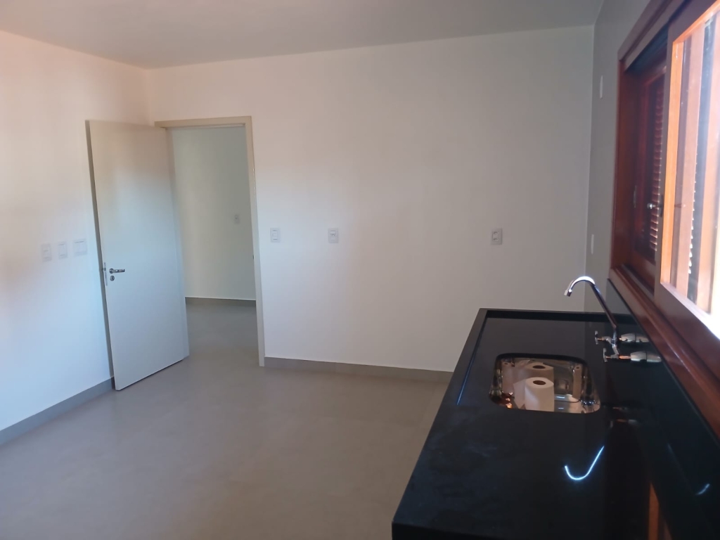 APARTAMENTO COM 3 DORMITÓRIOS