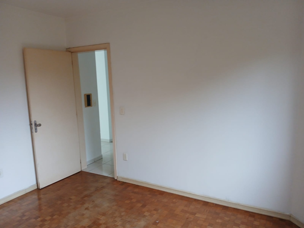 APARTAMENTO COM 1 DORMITÓRIO
