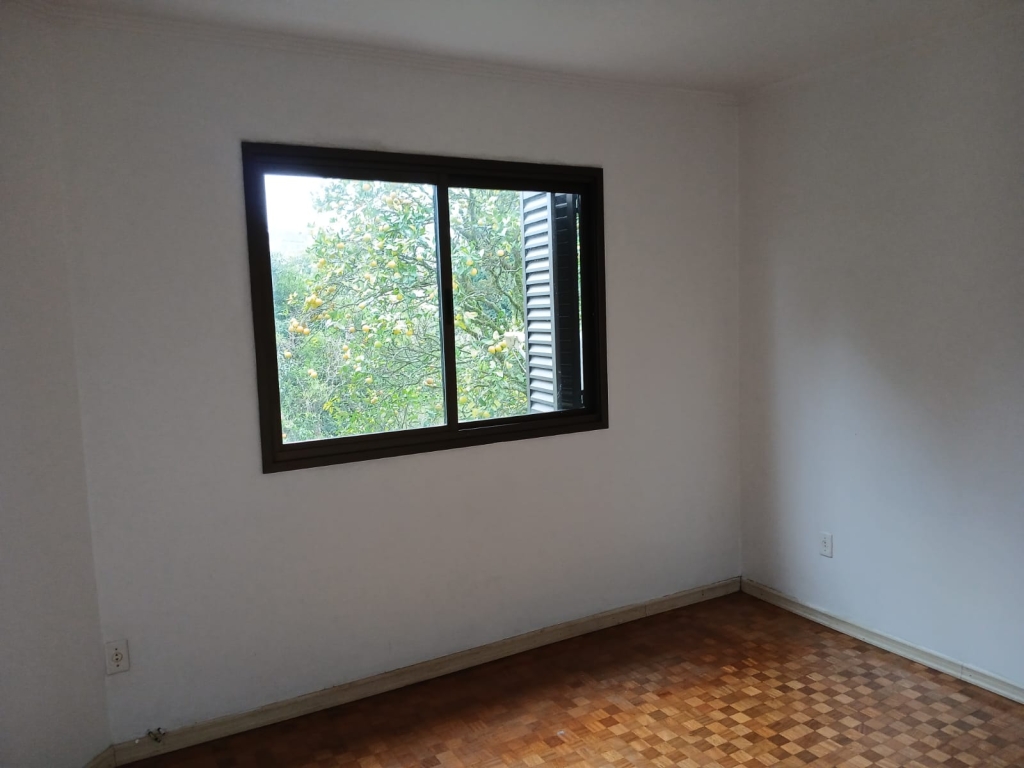 APARTAMENTO COM 1 DORMITÓRIO