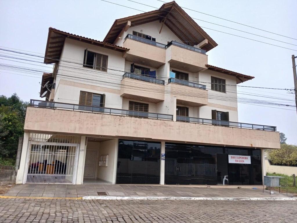 APARTAMENTO COM 1 DORMITÓRIO