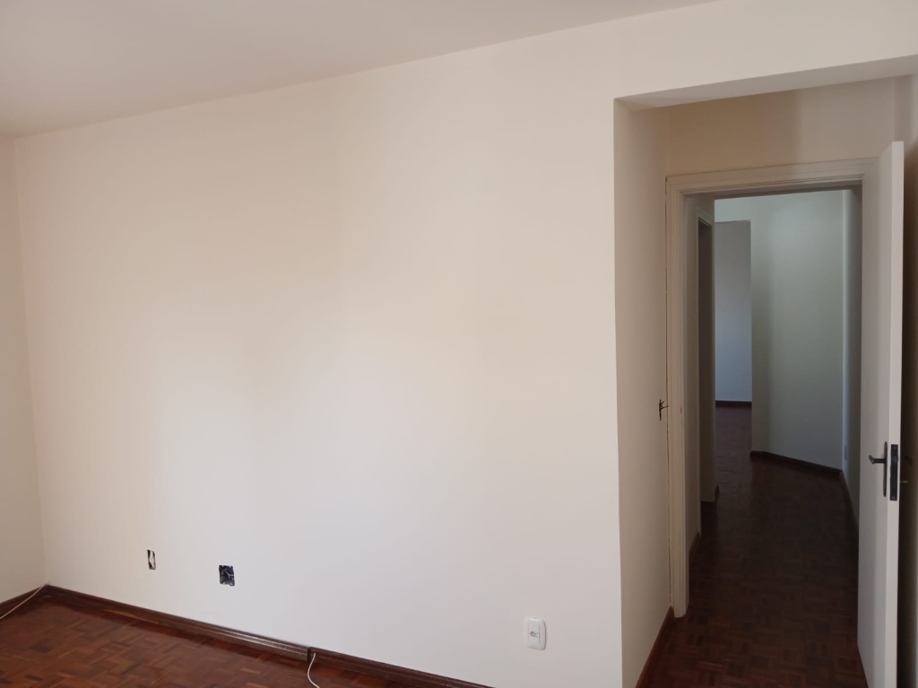 APARAMENTO COM 2 DORMITÓRIOS,