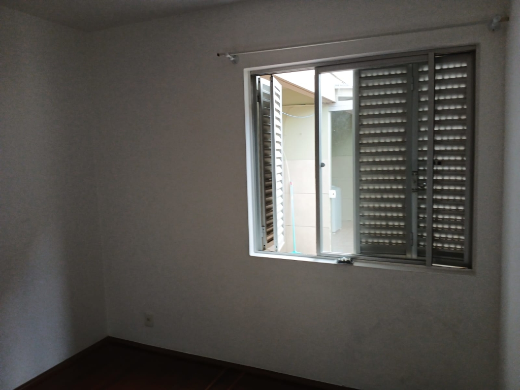 APARTAMENTO COM 2 DORMITÓRIOS