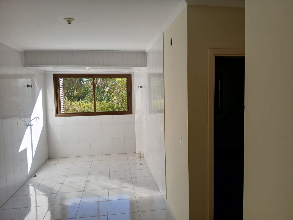 APARTAMENTO COM 1 DORMITÓRIO