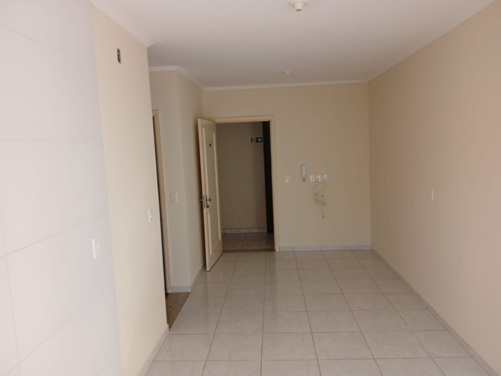 APARTAMENTO COM 1 DORMITÓRIO