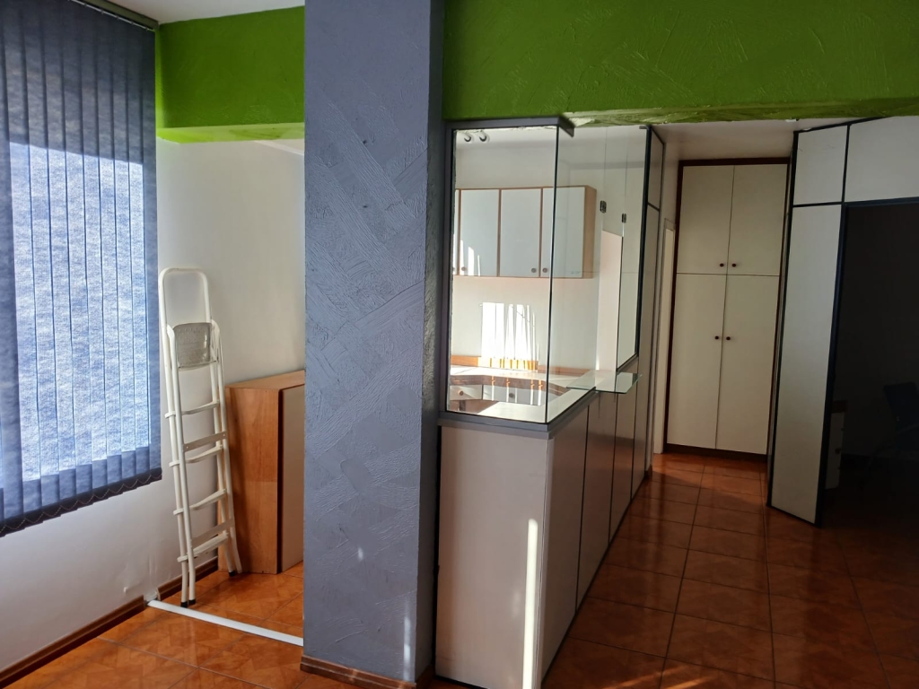 SALA COMERCIAL nº 202