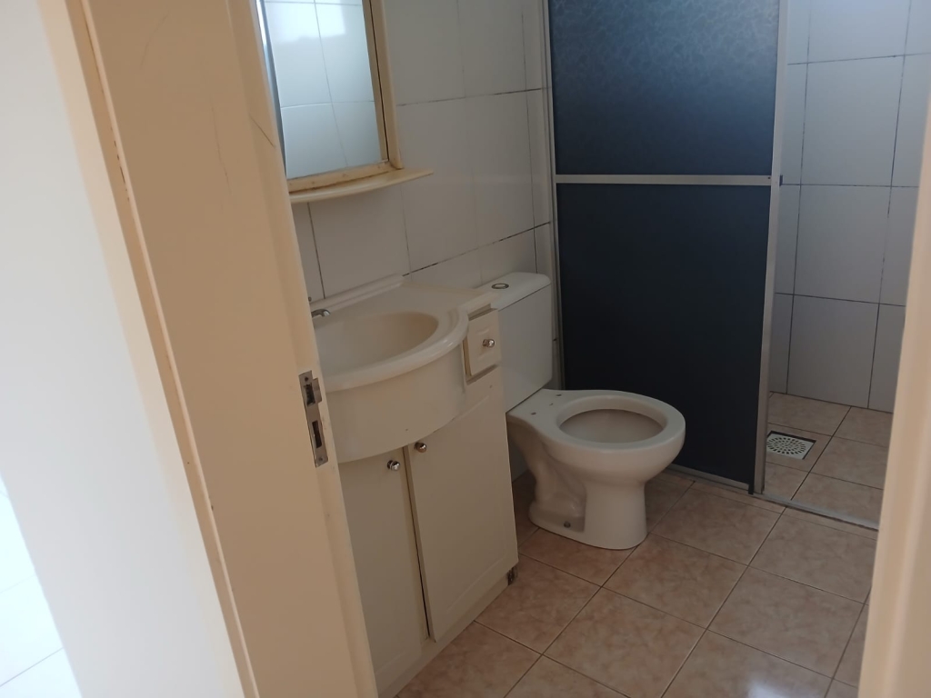APARAMENTO COM 2 DORMITÓRIOS,